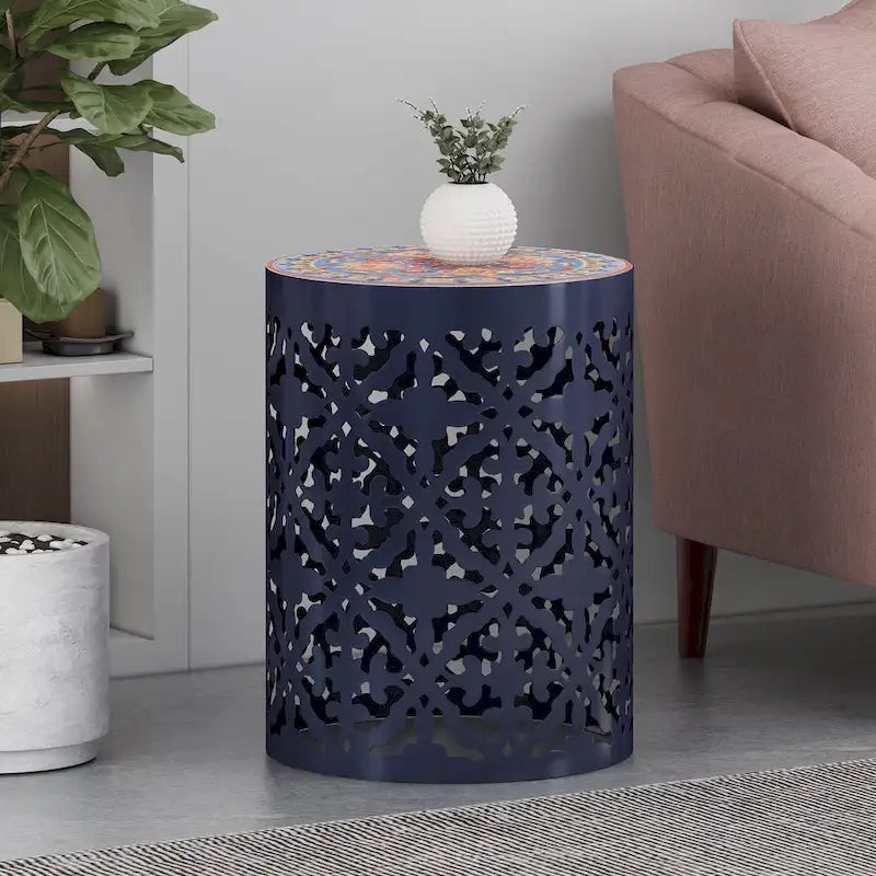 Table d'appoint Chetola d'intérieur en dentelle ajourée avec plateau en carrelage par Christopher Knight Home