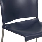 Chaise empilable ergonomique à dossier plein avec piétement luge thermolaqué, capacité de 399 kg