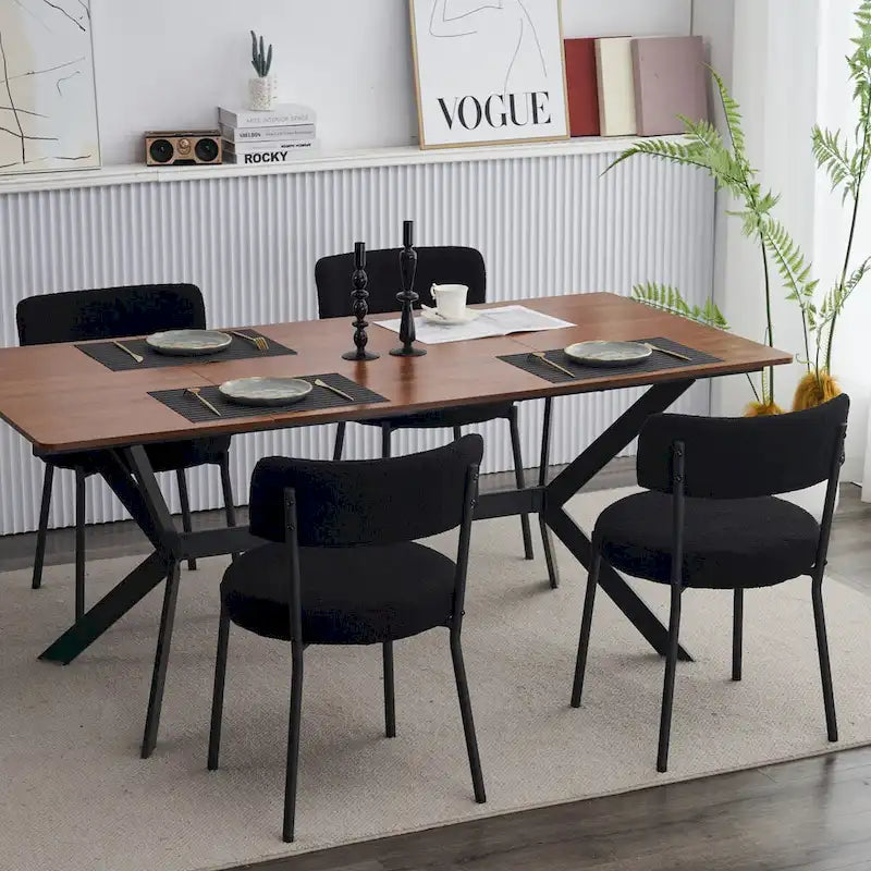 Ensemble de 4 chaises en tissu peluche avec cadre en métal